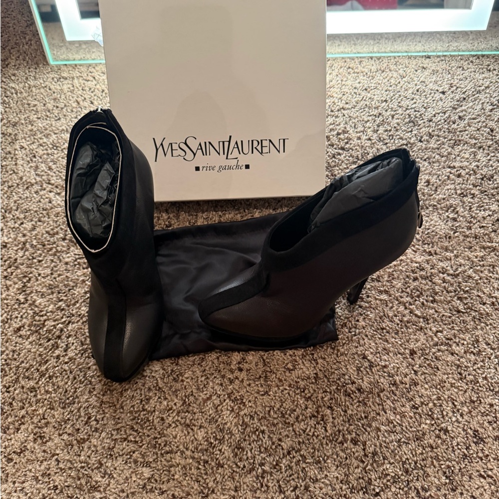 Yves Saint Laurent Black Women's Shoes
